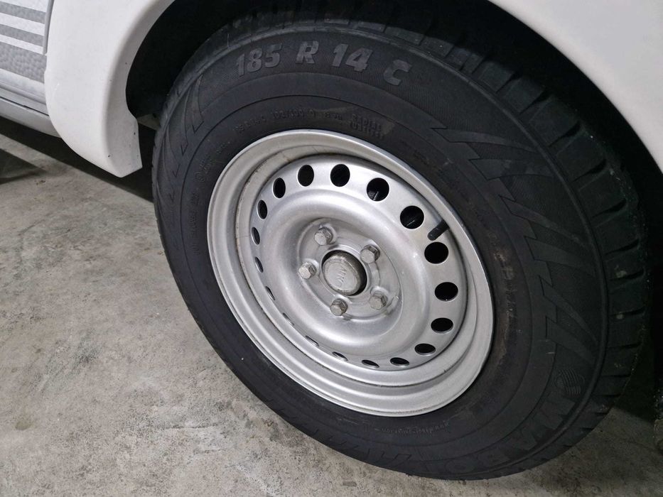 Relote knaus muito bem estimada