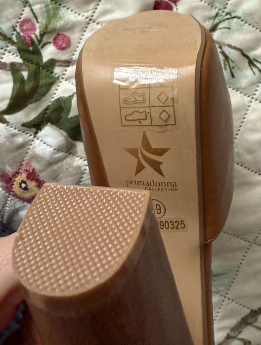 Босоножки 39 идут на 40