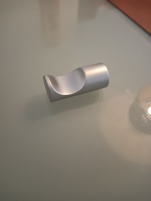 2 cabides de casa de Banho SANINDUSA	Excelente qualidade*