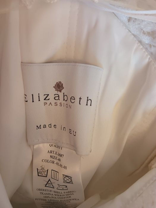 Suknia Ślubna  Rozmiar 40