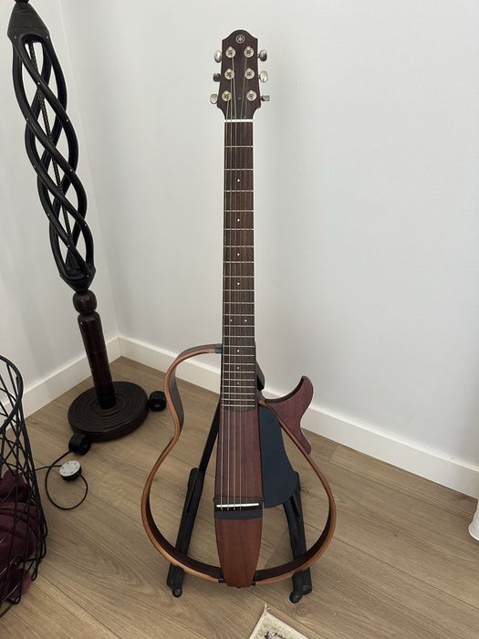 Guitarra Yamaha silent SLG200 acustica