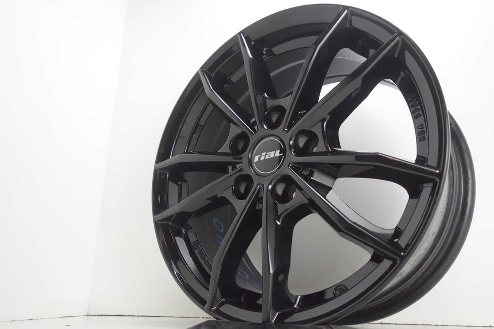 Alufelgi 16" 5x112 Audi A4 Bmw Series 1 2 Mercedes C E 124 Czarne 1086