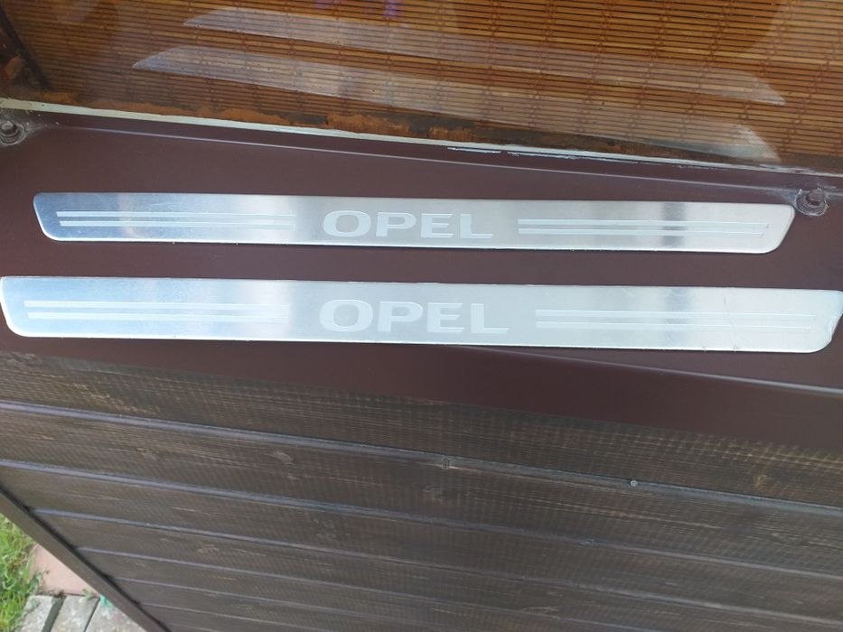 Listwy ozdobne opel insignia i inne