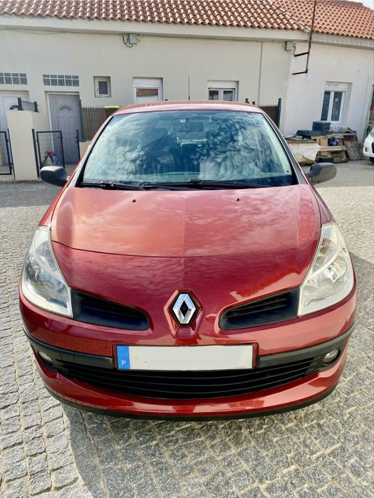 Renault Clio 2006 - OTIMO ESTADO - CarPlay