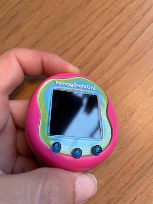 Tamagotchi Uni Rosa