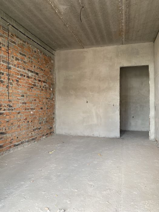 Продається 2 кімнатна квартира в новобудові