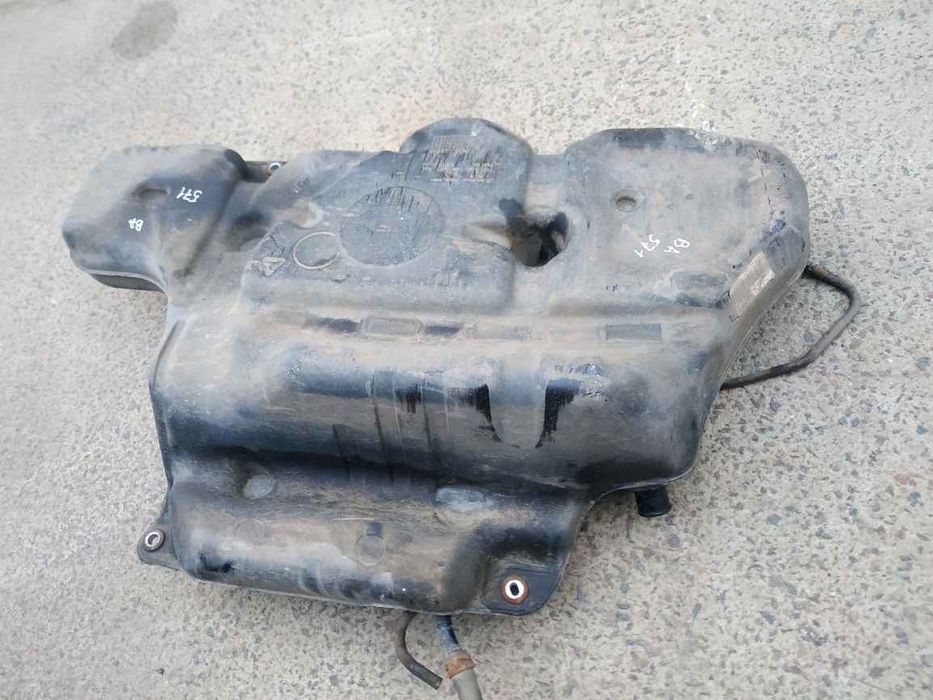 Toyota Auris E150 2006-2012 бак паливний  BA0571 7711102150