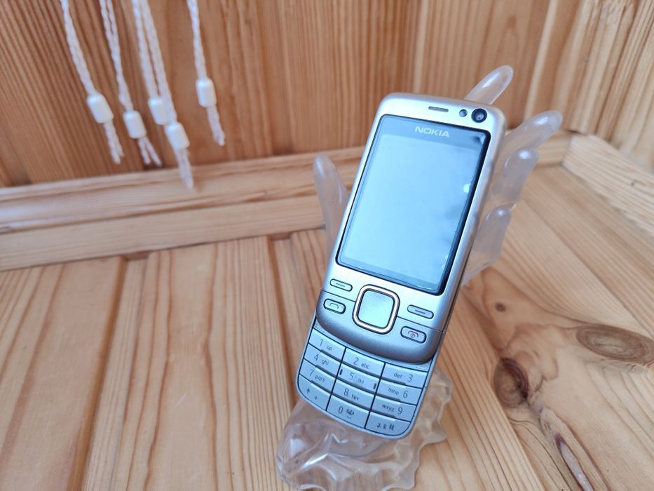 Nokia 6600i           .