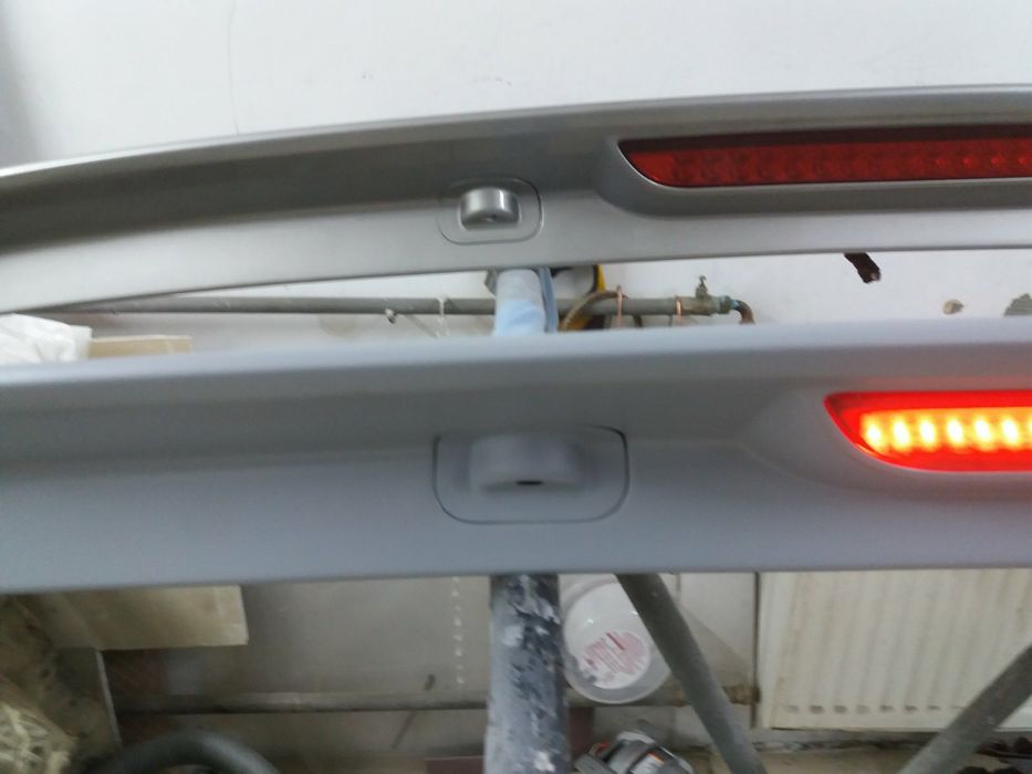 Спойлер  Hyundai H1 Grand Starex