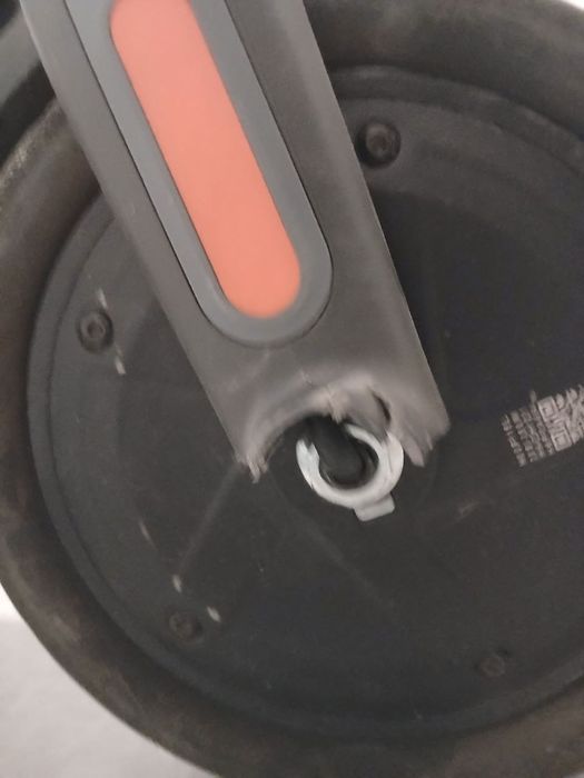 Sprzedam hulajnogę elektryczną Ninebiot KickScooter F20D