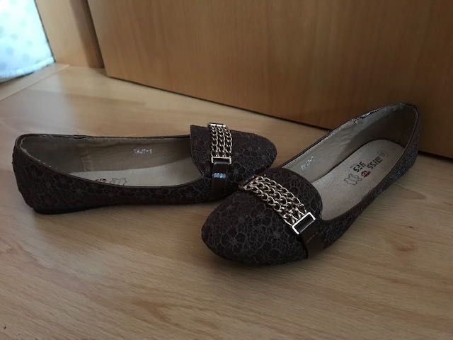 Sapatos / Sabrinas Nº 38 NOVAS