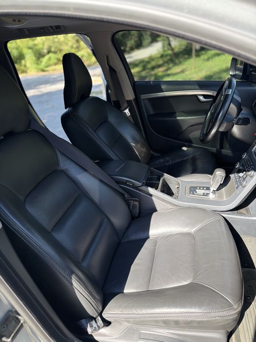Volvo xc70 2.4D5 awd