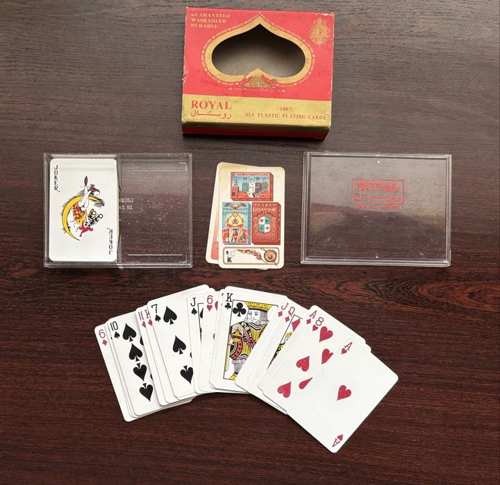 Ретро гральні карти Royal (54 карти, пластик)