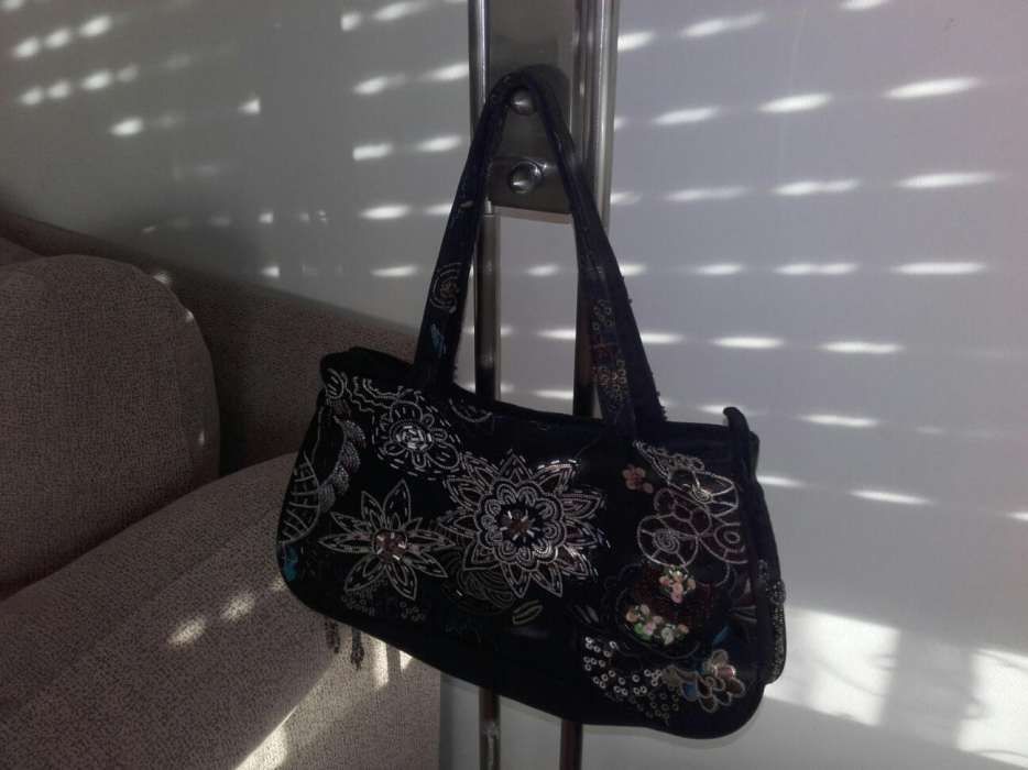 Carteira marca Zara