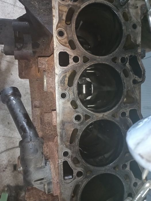 Bloco Armado Ford/PSA 2.2 TDCI/HDI C8S1A PSA 2.2 4H03