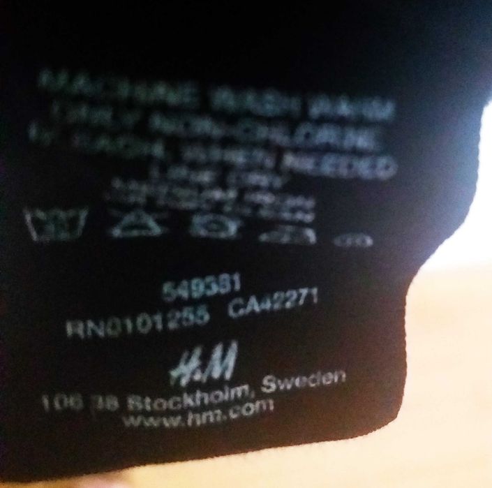 Sweter w romby H&M 38.