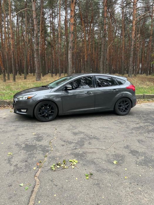 Ford focus SE 2016