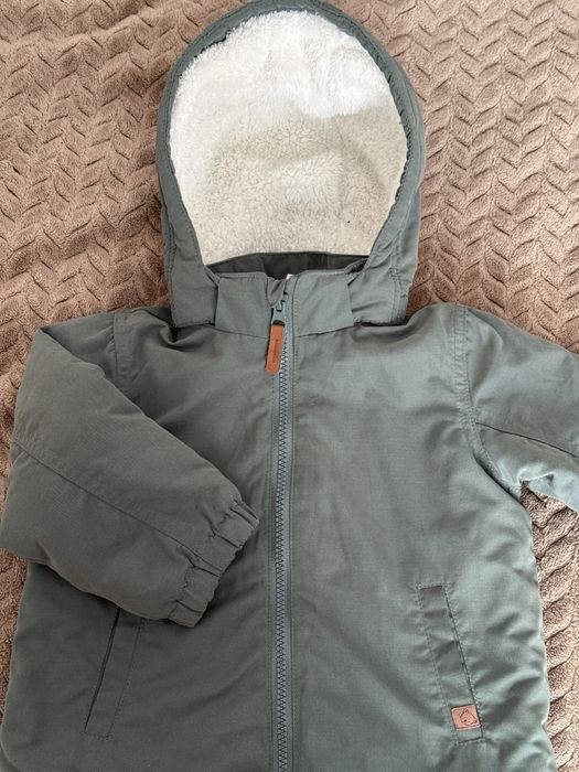Куртка  H&M демі, весняна, безрукавка для хлопчика чи дівчинку 92
