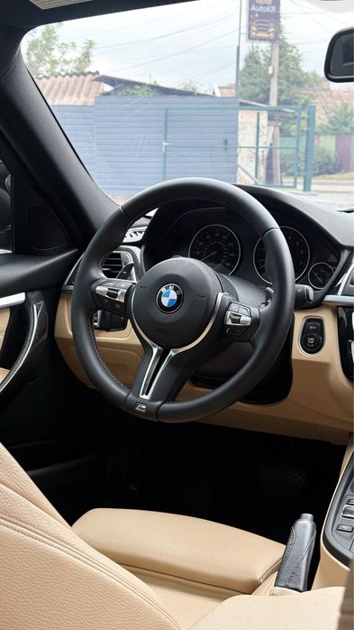 BMW 330i F30 рестайл