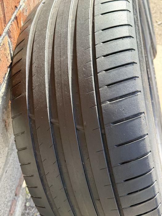 Шини 265.60.R18 MICHELIN  PILOT SPORT 4