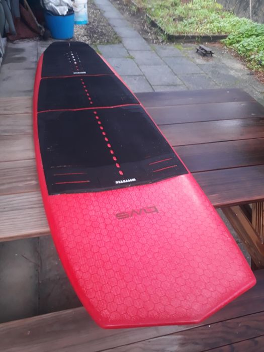 Appletree strapless Kitesurf board 5'0