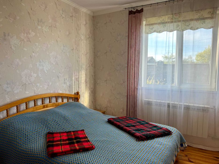 Продам добротний будинок з ділянкою! Сарнеський район!!