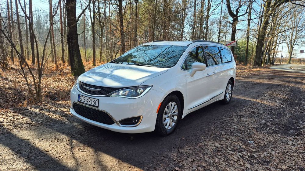 Chrysler Pacifica Chryslet Pacifica 7os. 115 000km