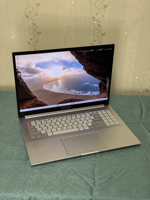 Asus Vivobook Pro 16