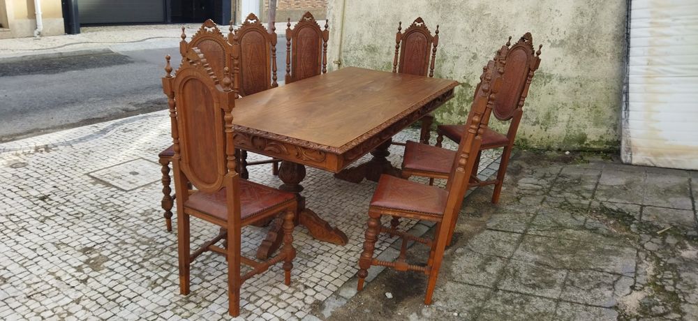 Vendo mesa cadeiras