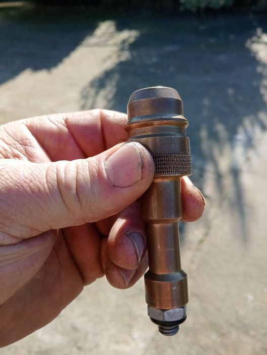 Peça para carregar carro gas