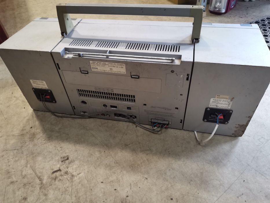 Продам магнитолу JVC PC300 магнитофогн