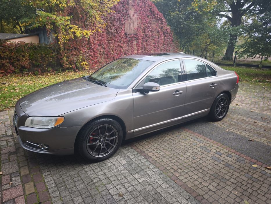 Volvo S80