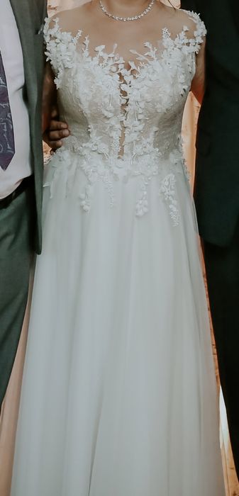 Suknia ślubna 40/L  +gratisy