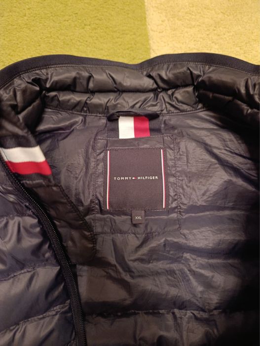 Безрукавка,куртка Tommy Hilfiger