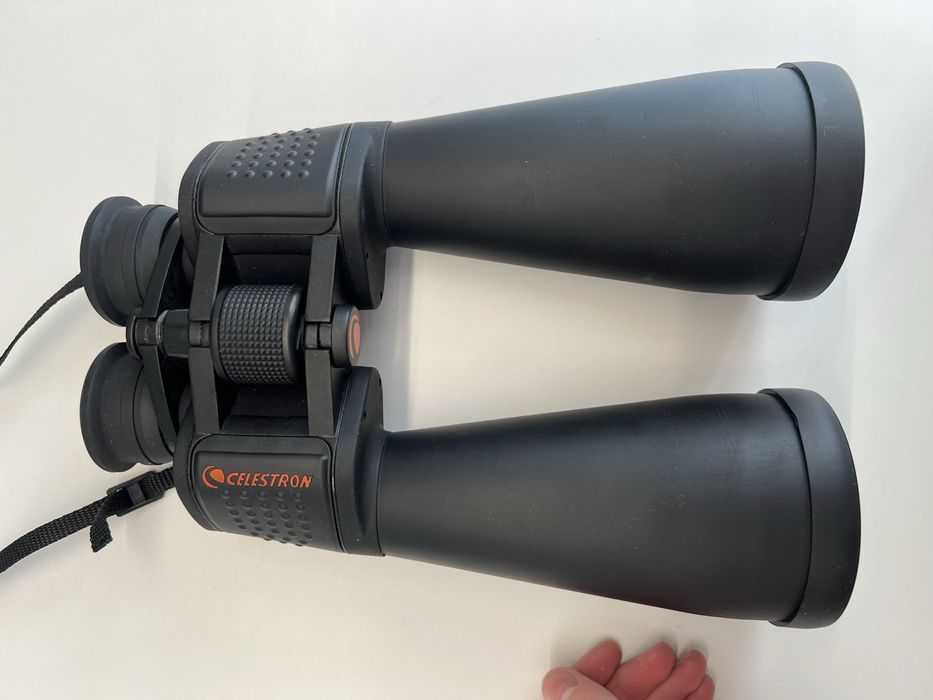 Lornetka Celestron SkyMaster 25x70