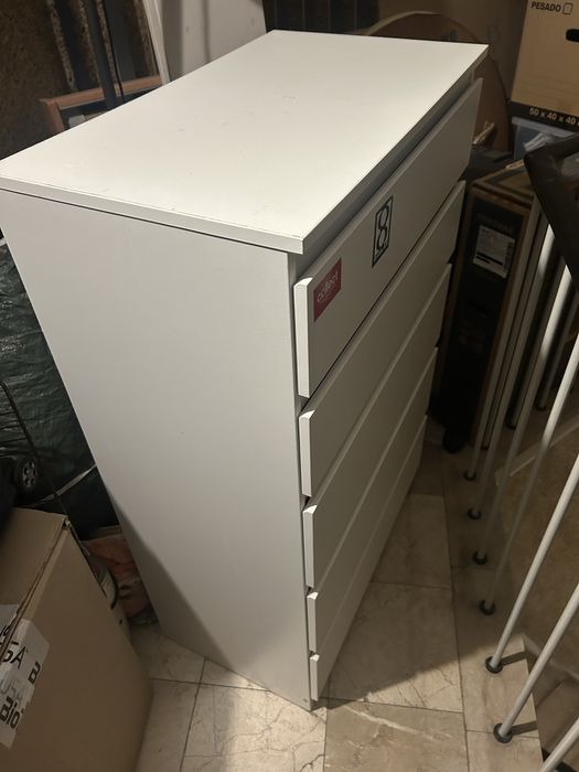 comoda IKEA - Bom estado
