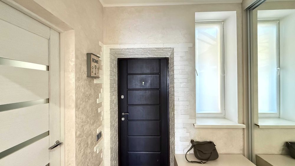 Продам дом таунхаус с подвалом 1 сотка земли Царское село