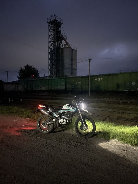 Shineray Мотоцикл  в гарному стані