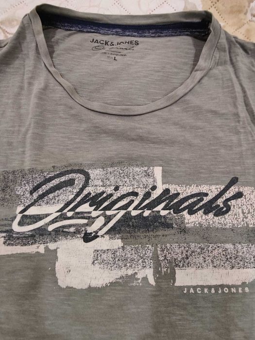 T-shirt Jack Jones tam. L em excelente estado