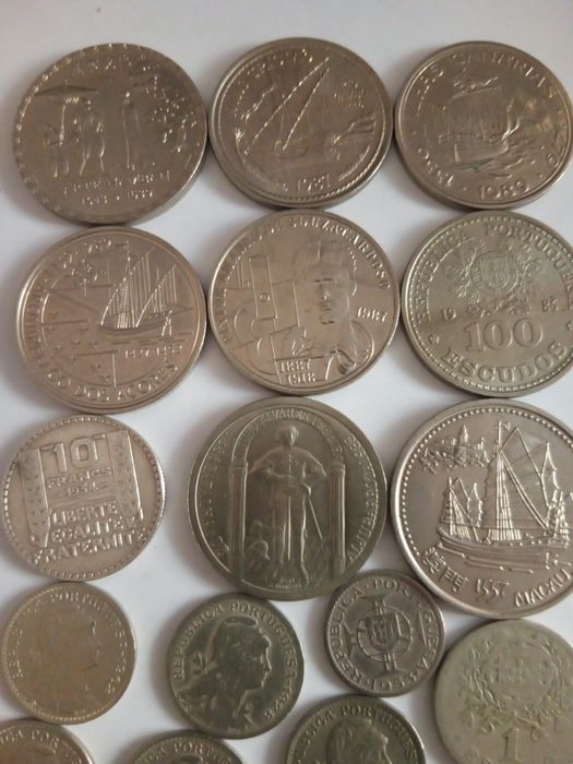Vendo estas notas e moedas