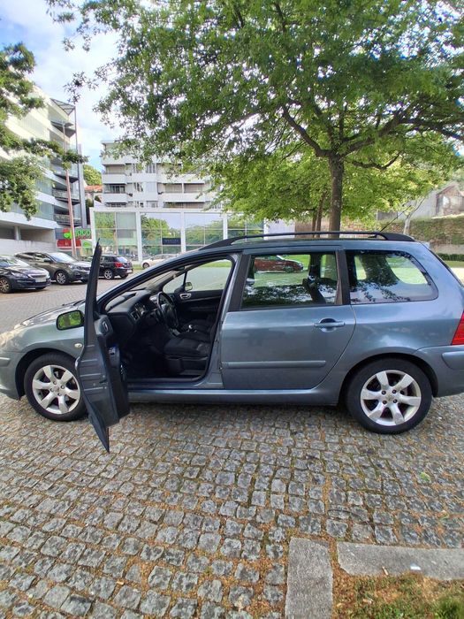 Carrinha Peugeot 307 break executivo de 20066 gasolina.