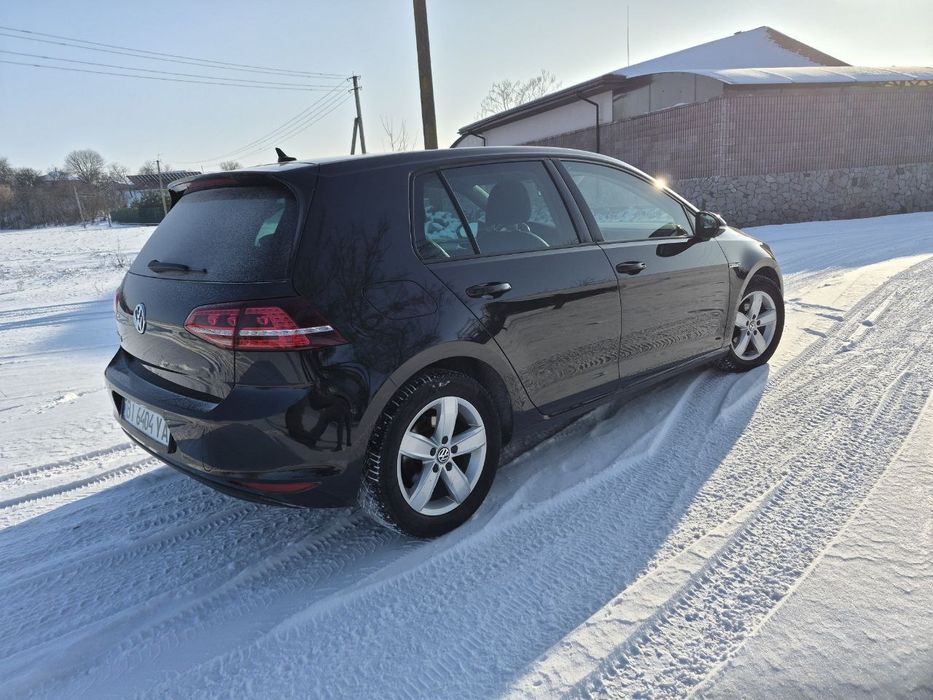 Продам Volkswagen e-Golf