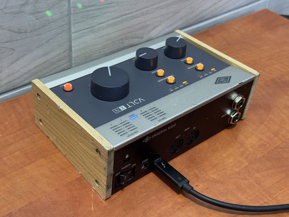 Uad universal audio 276 okazja 2 76 karta dzwiekowa interfejs