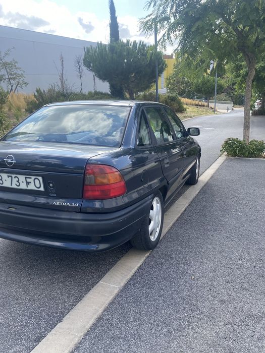 Opel Astra — fotografia 4