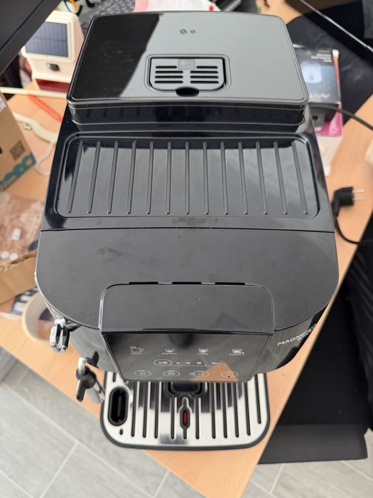 Maquina Cafe Delonghi Magnifica Start - Nova