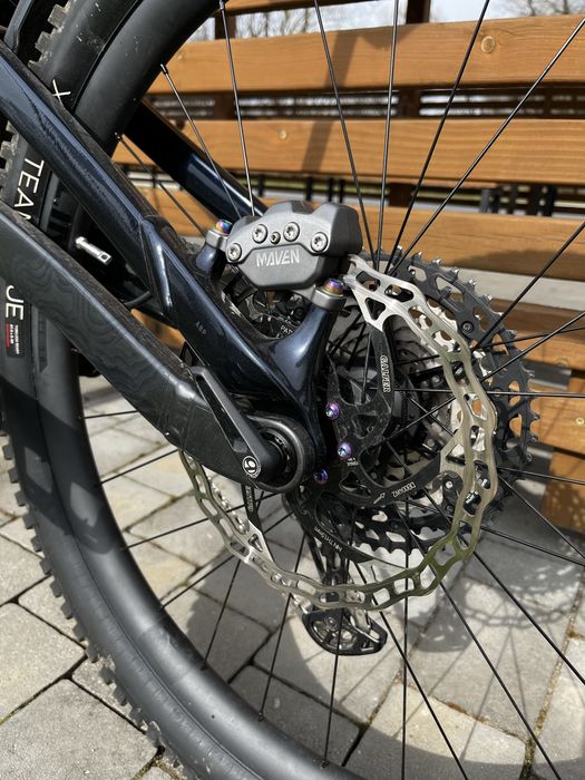 Trek Slash gen 6 roz M rockshox maven