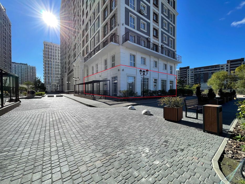 Без комісіі, здам магазин 165 м2. в ЖК Нова Англія, вул. Максимовича