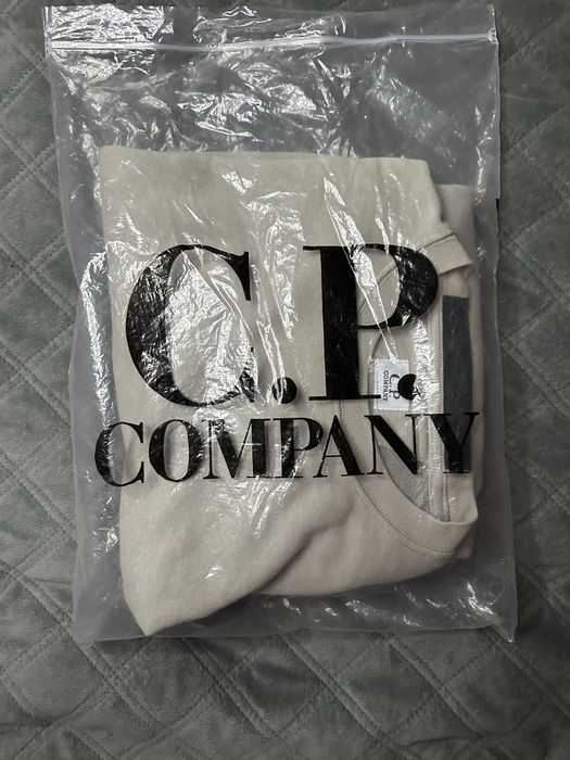 Світшот фірми C.P company