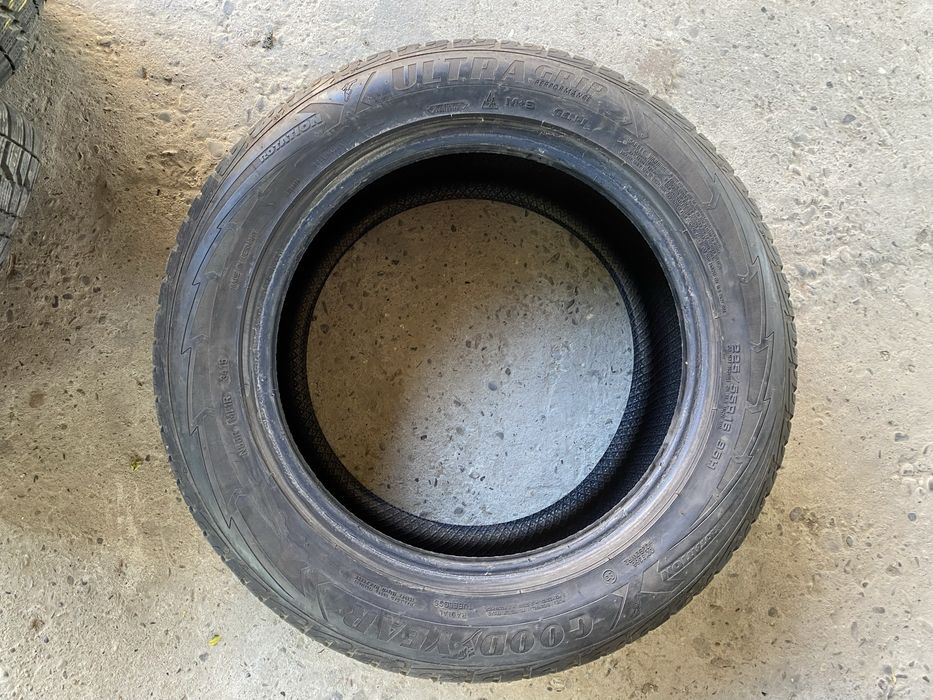 Резіна 225/55r16 Goodivear резина