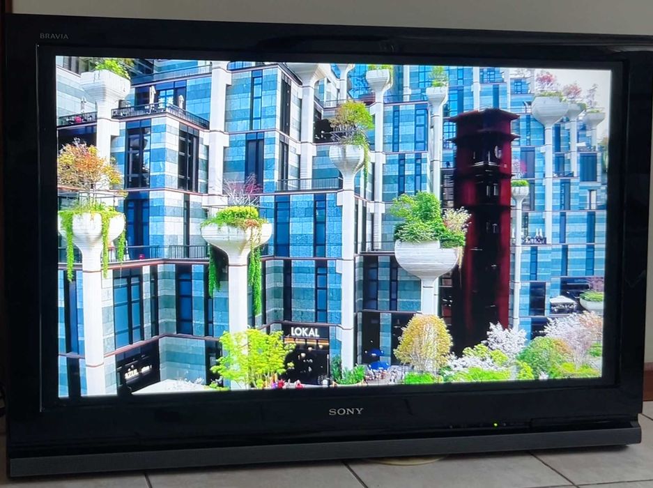 Sony Bravia 40" Full HD (KDL-40V4000), гарний стан